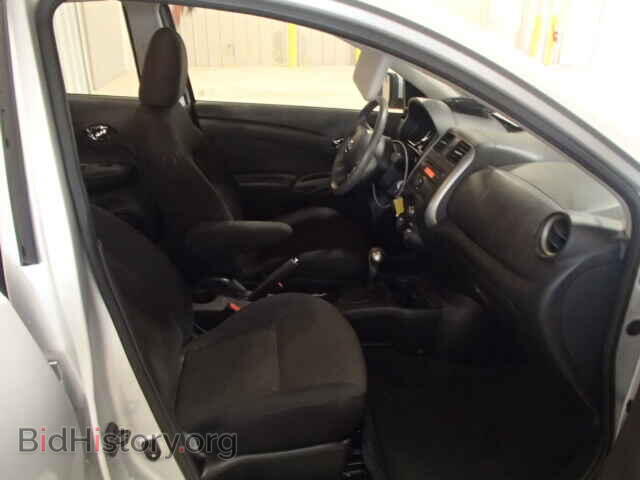 2013 NISSAN VERSA - VIN: 3N1CN7AP1DL884724 - Фото 5