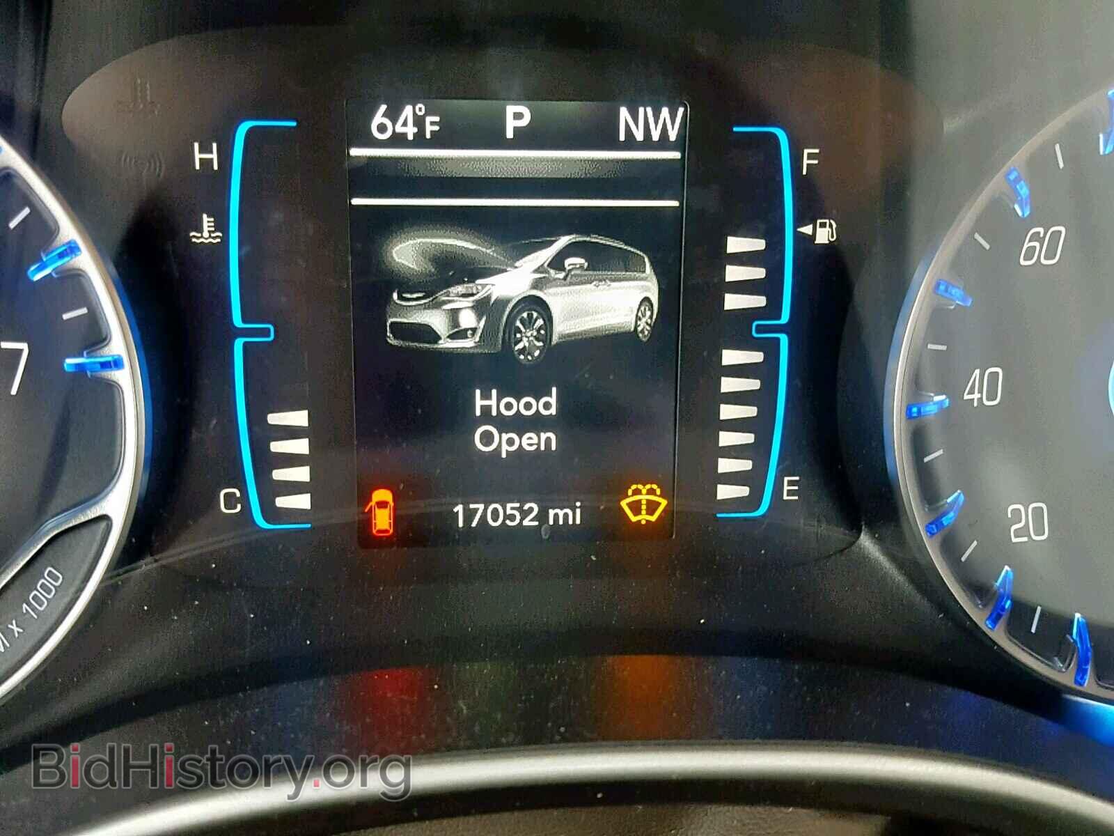 2017 CHRYSLER PACIFICA T - VIN: 2C4RC1BG2HR777456 - Photo 8