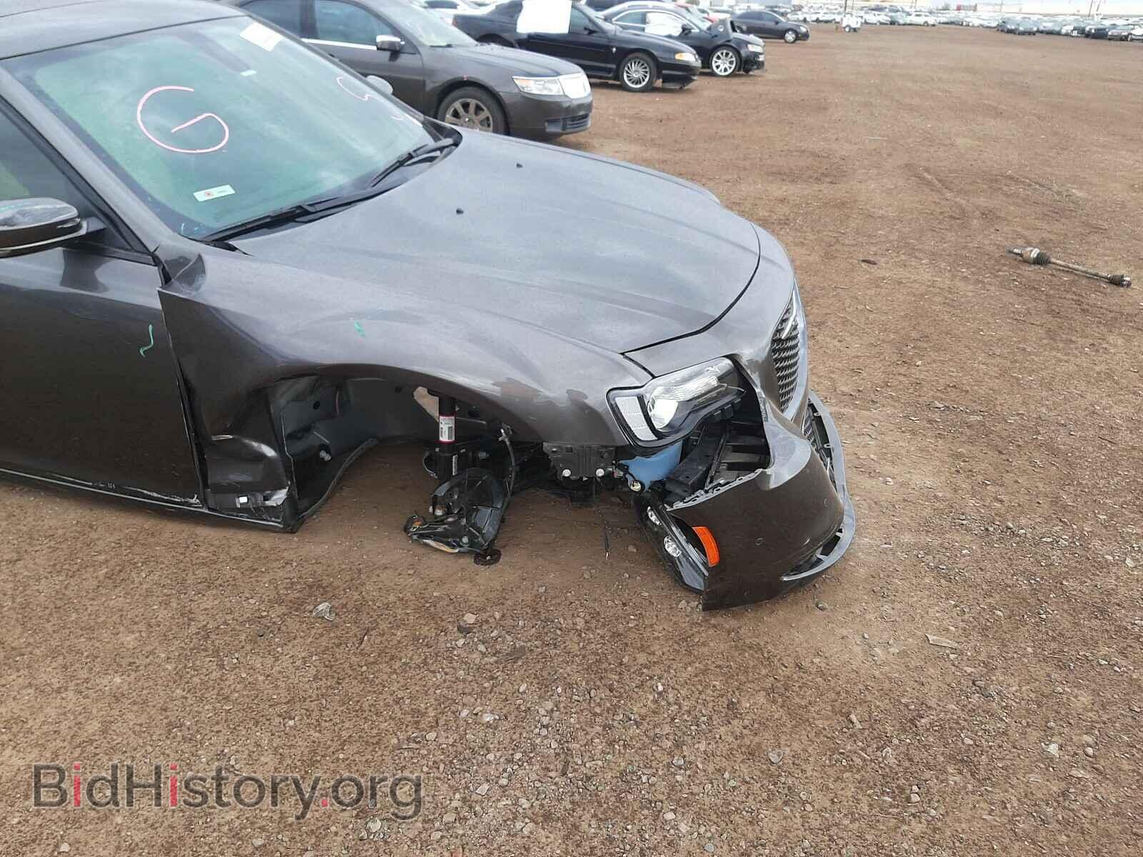 2020 CHRYSLER 300 - VIN: 2C3CCABG7LH103523 - Фото 9