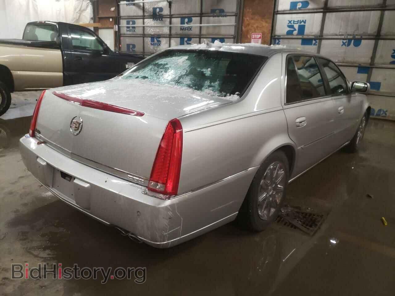 2011 CADILLAC DTS - VIN: 1G6KH5E65BU116921 - Photo 4