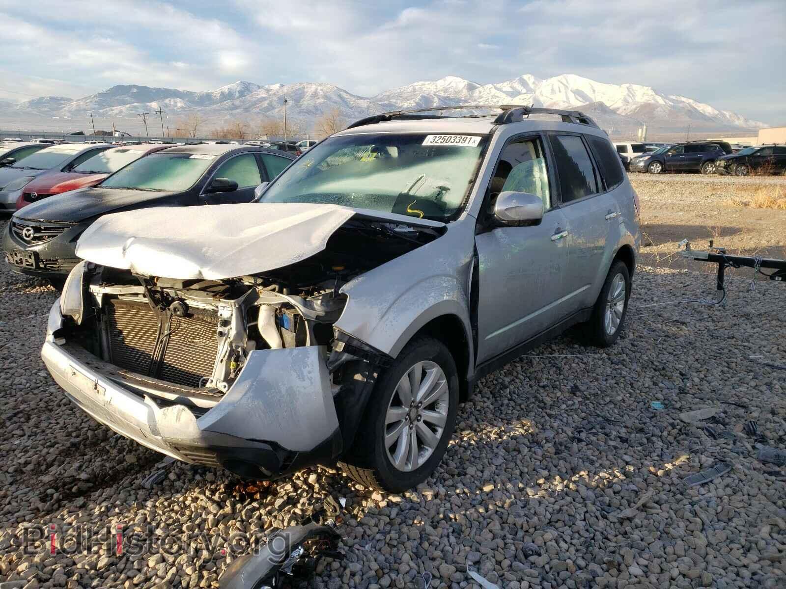2012 SUBARU FORESTER - VIN: JF2SHADC2CG459278 - Photo 2