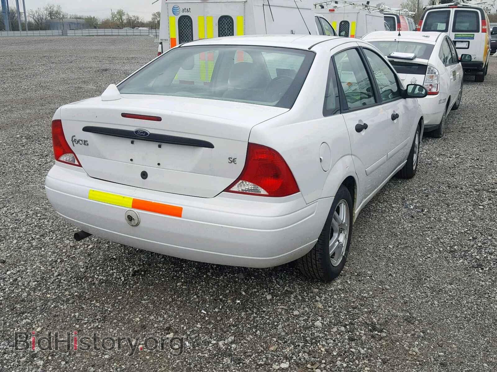 2001 FORD FOCUS SE - VIN: 1FAFP34P01W266749 - Фото 4