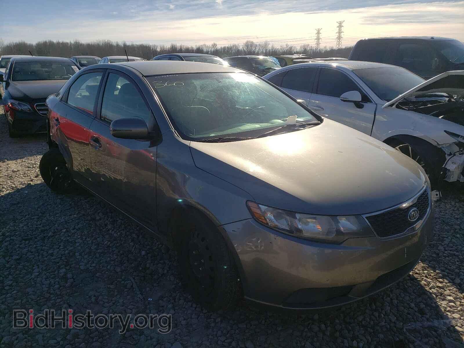 Фотография KNAFU4A25B5373740 - KIA FORTE 2011