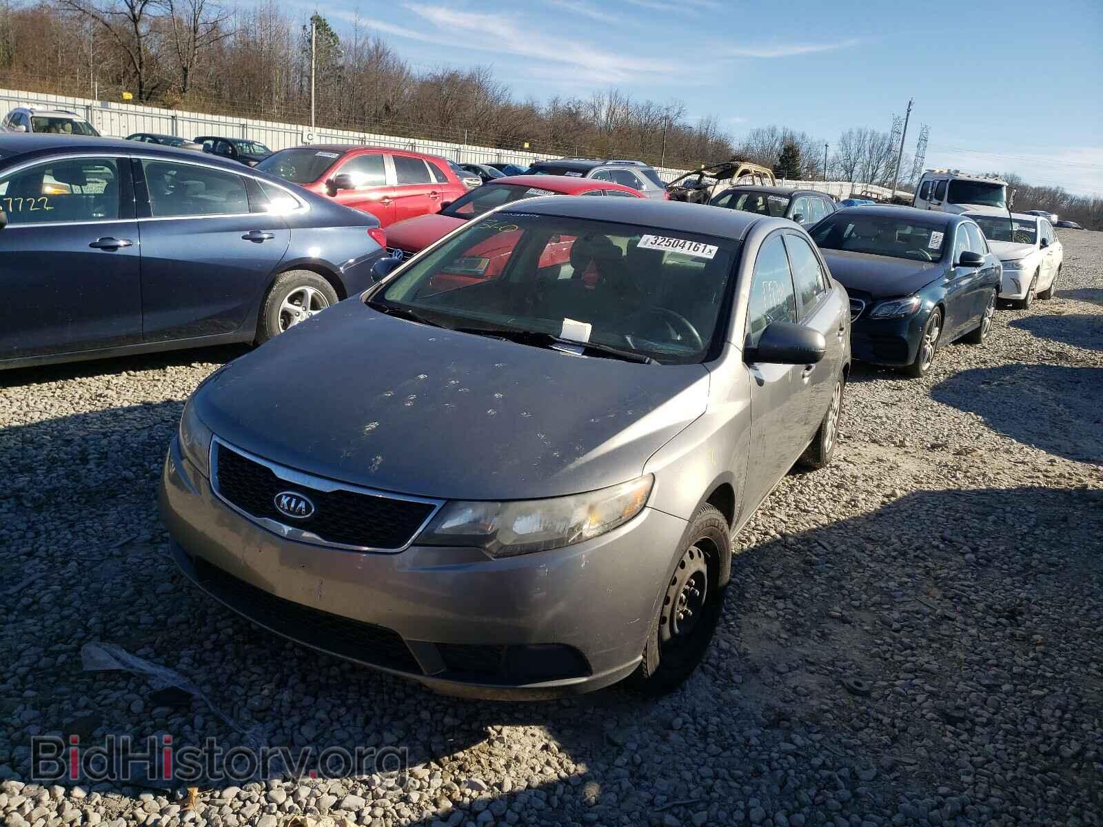2011 KIA FORTE - VIN: KNAFU4A25B5373740 - Фото 2