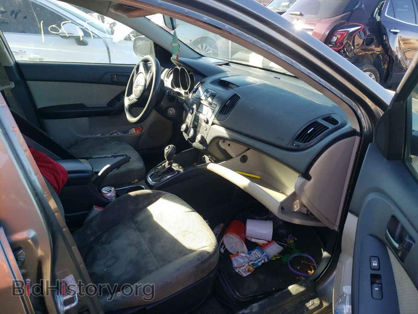 2011 KIA FORTE - VIN: KNAFU4A25B5373740 - Фото 5