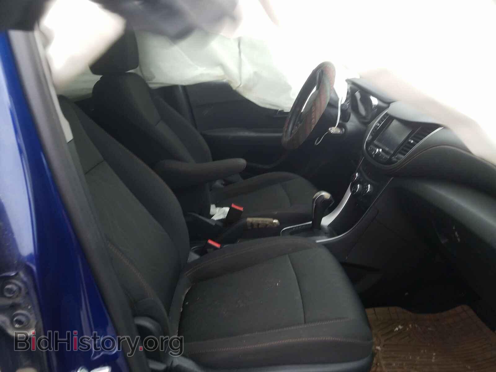 2017 CHEVROLET TRAX - VIN: 3GNCJPSB4HL141502 - Фото 5