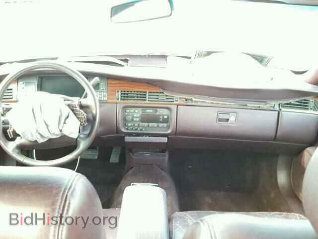 1996 CADILLAC DEVILLE - VIN: 1G6KD52Y6TU305936 - Фото 10