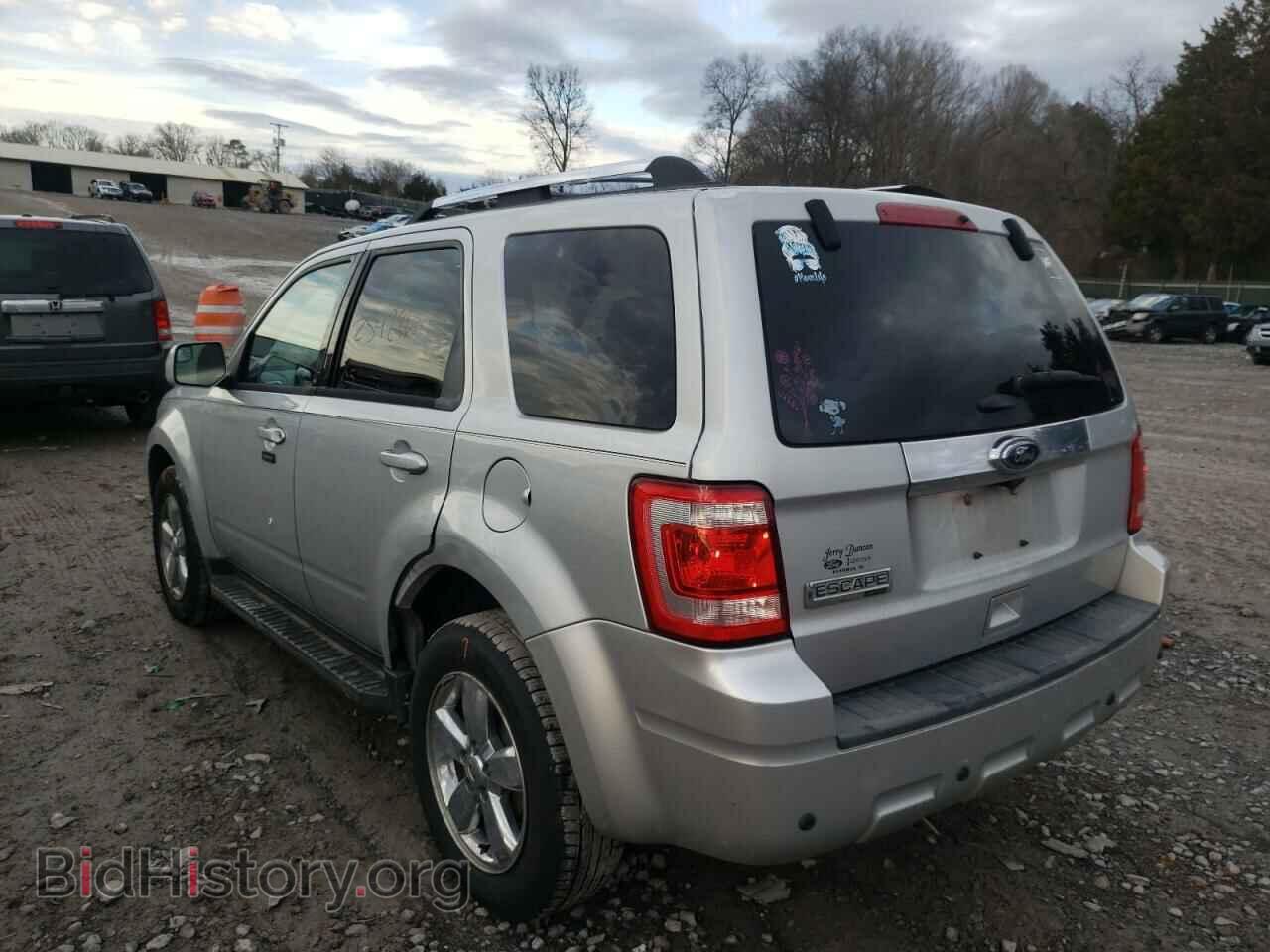 2011 FORD ESCAPE - VIN: 1FMCU0E73BKC36216 - Фото 3