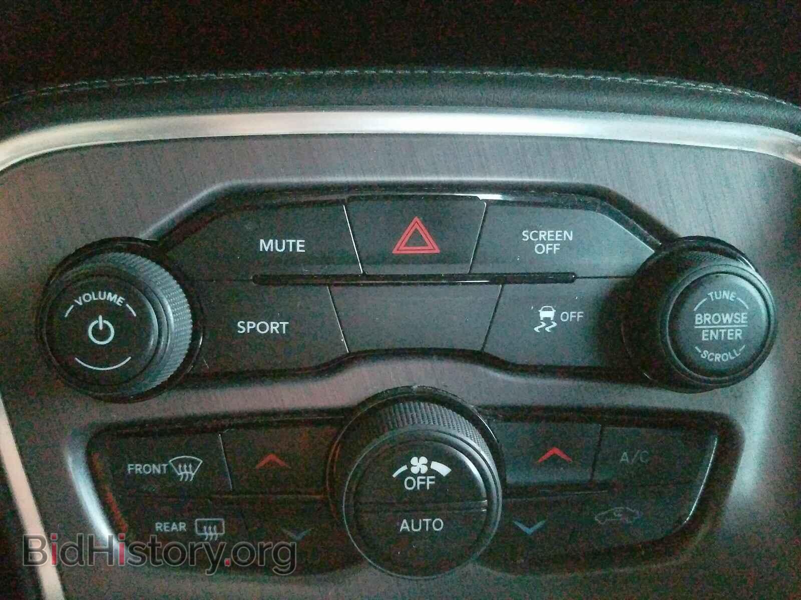 2018 DODGE CHALLENGER - VIN: 2C3CDZAG4JH236573 - Фото 9