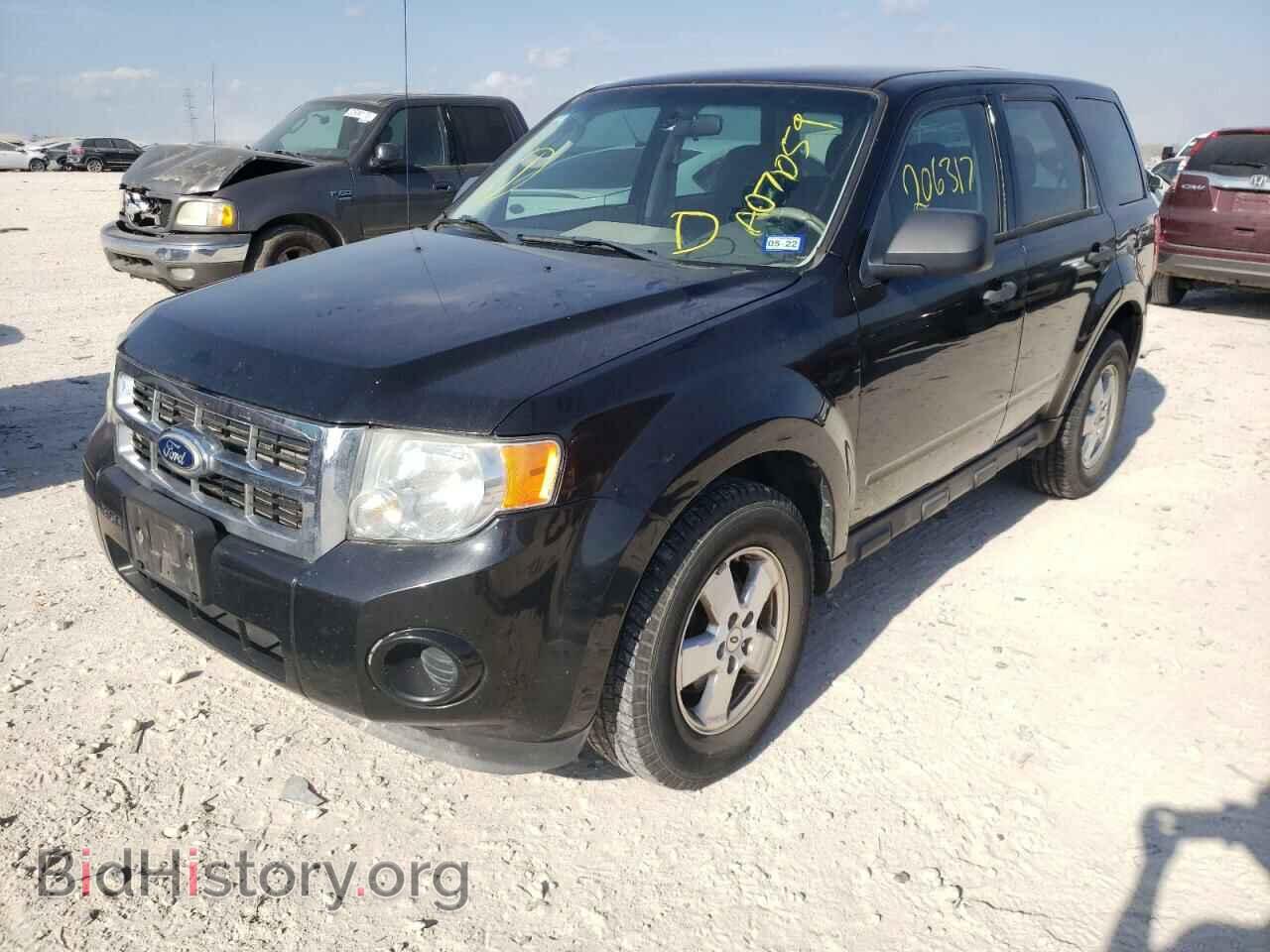 2011 FORD ESCAPE - VIN: 1FMCU0C74BKA07059 - Фото 2