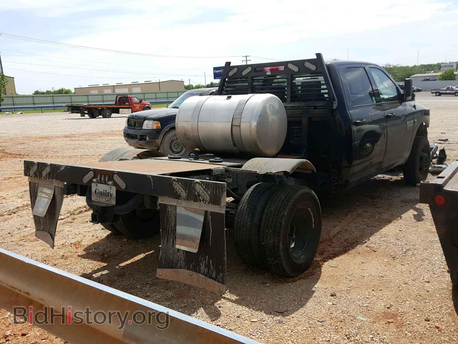 2017 RAM 3500 - VIN: 3C63RRGLXHG669432 - Фото 4