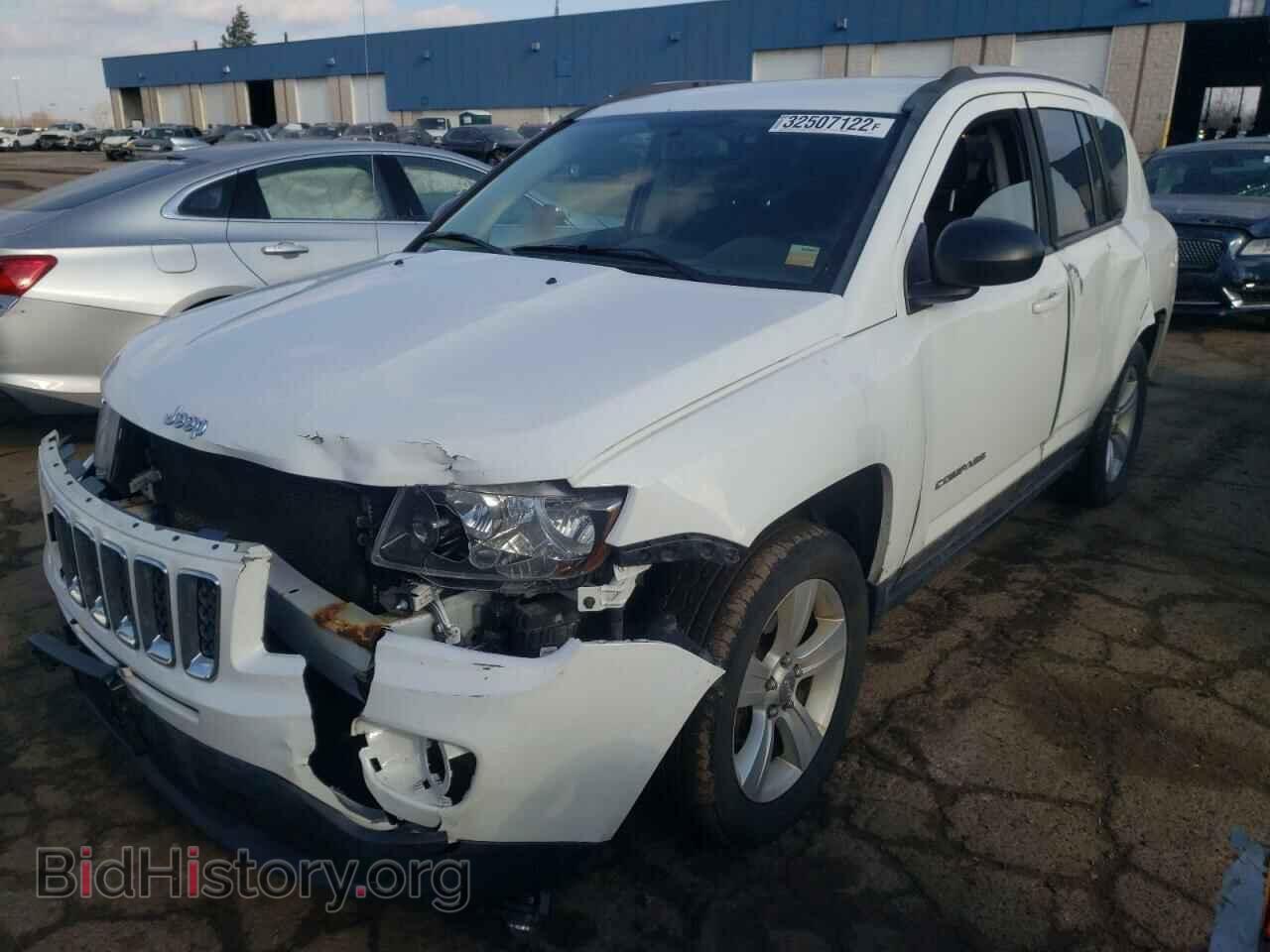 2016 JEEP COMPASS - VIN: 1C4NJDBB9GD631468 - Photo 2