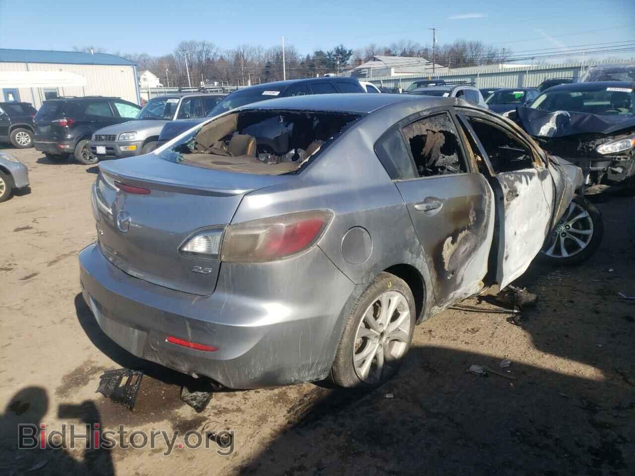 2011 MAZDA MAZDA3 - VIN: JM1BL1U60B1489839 - Фото 4