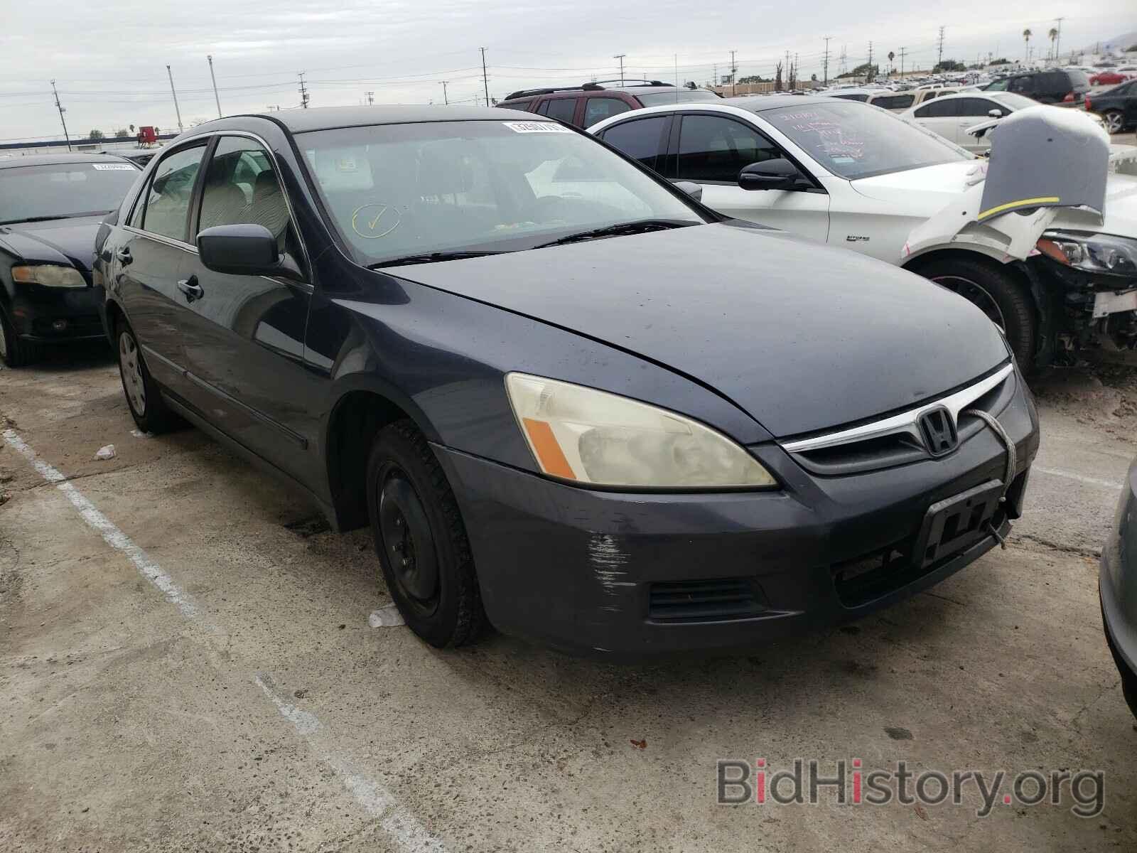 Photo 1HGCM564X7A164967 - HONDA ACCORD 2007