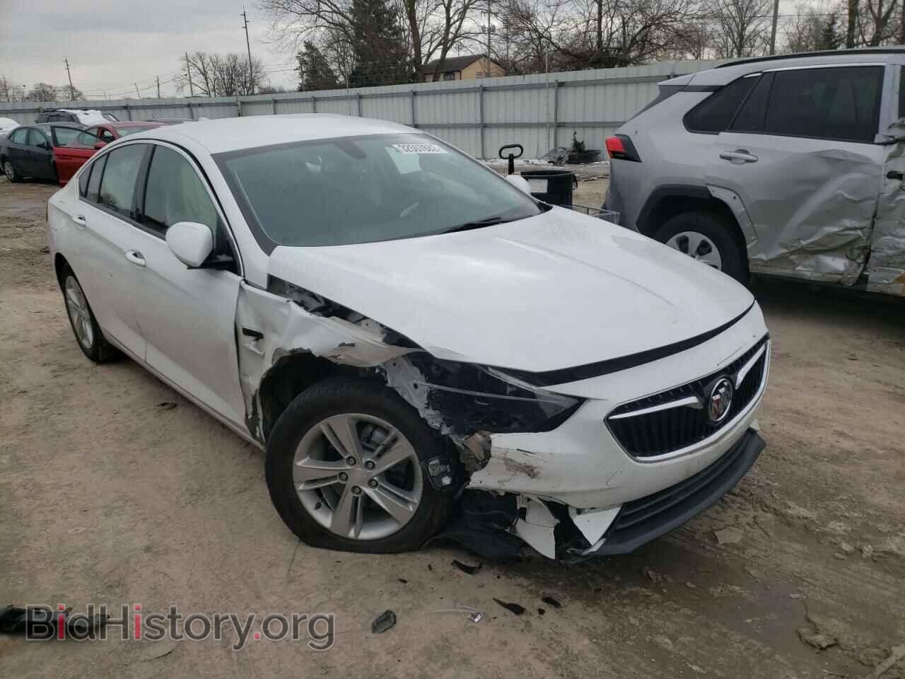 Photo W04GL6SX9J1046208 - BUICK REGAL 2018
