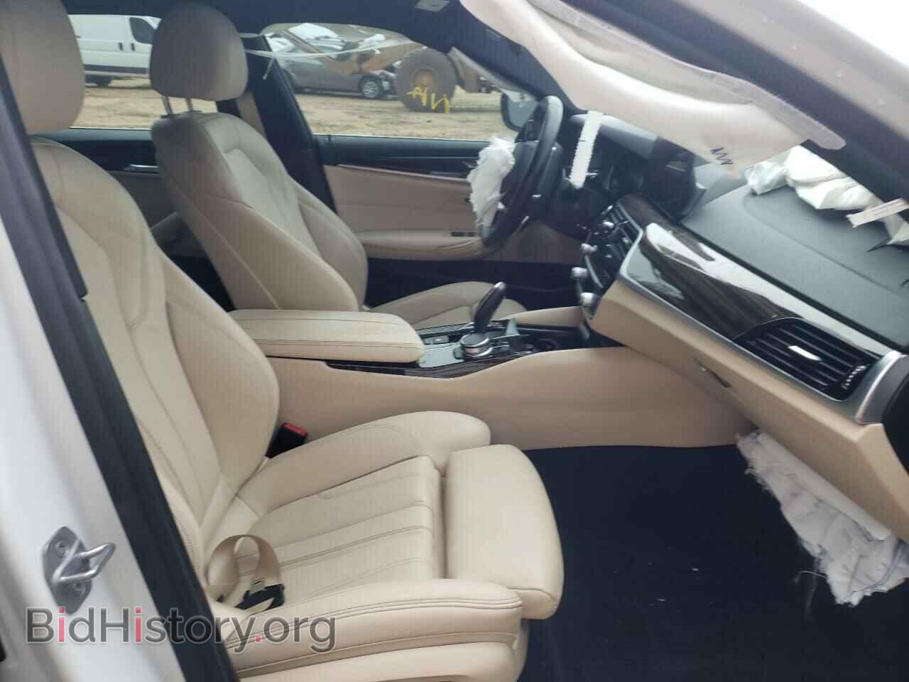 2018 BMW 5 SERIES - VIN: WBAJA9C53JB250199 - Фото 5
