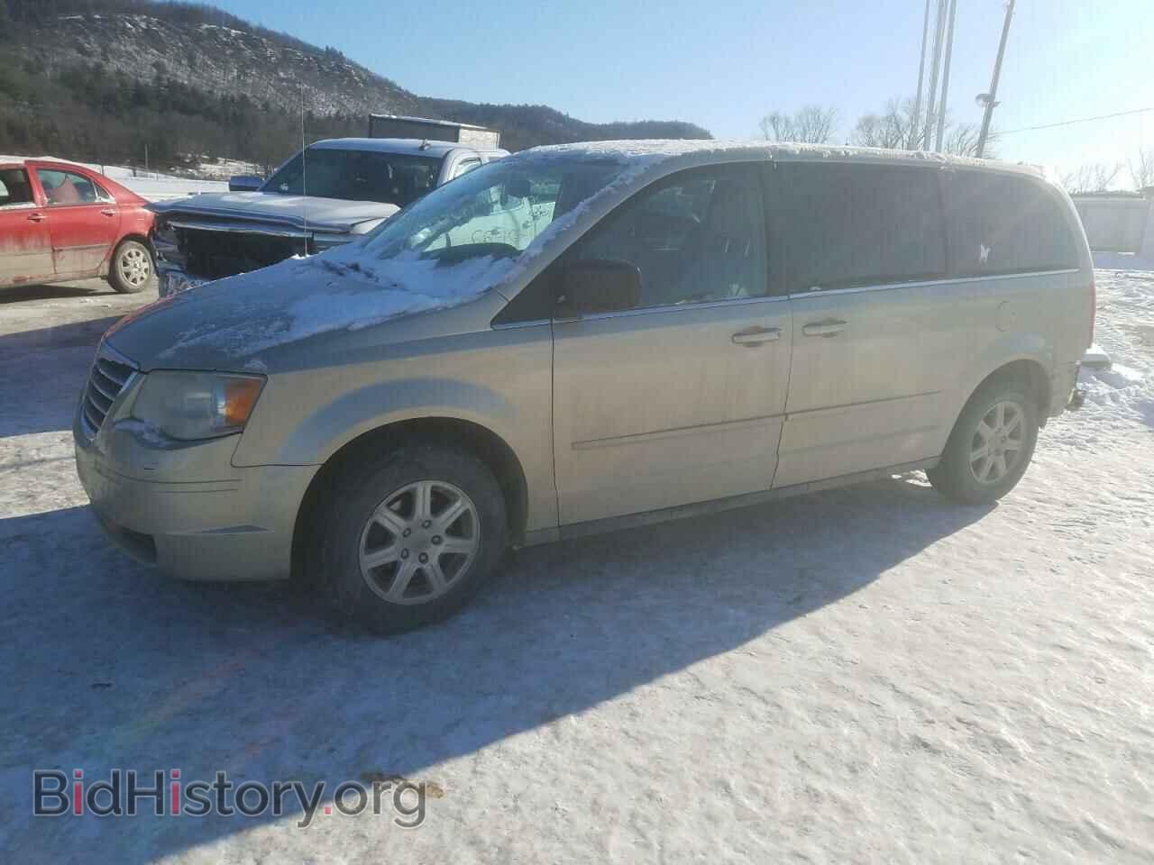 2010 CHRYSLER MINIVAN - VIN: 2A4RR2D11AR427698 - Фото 2