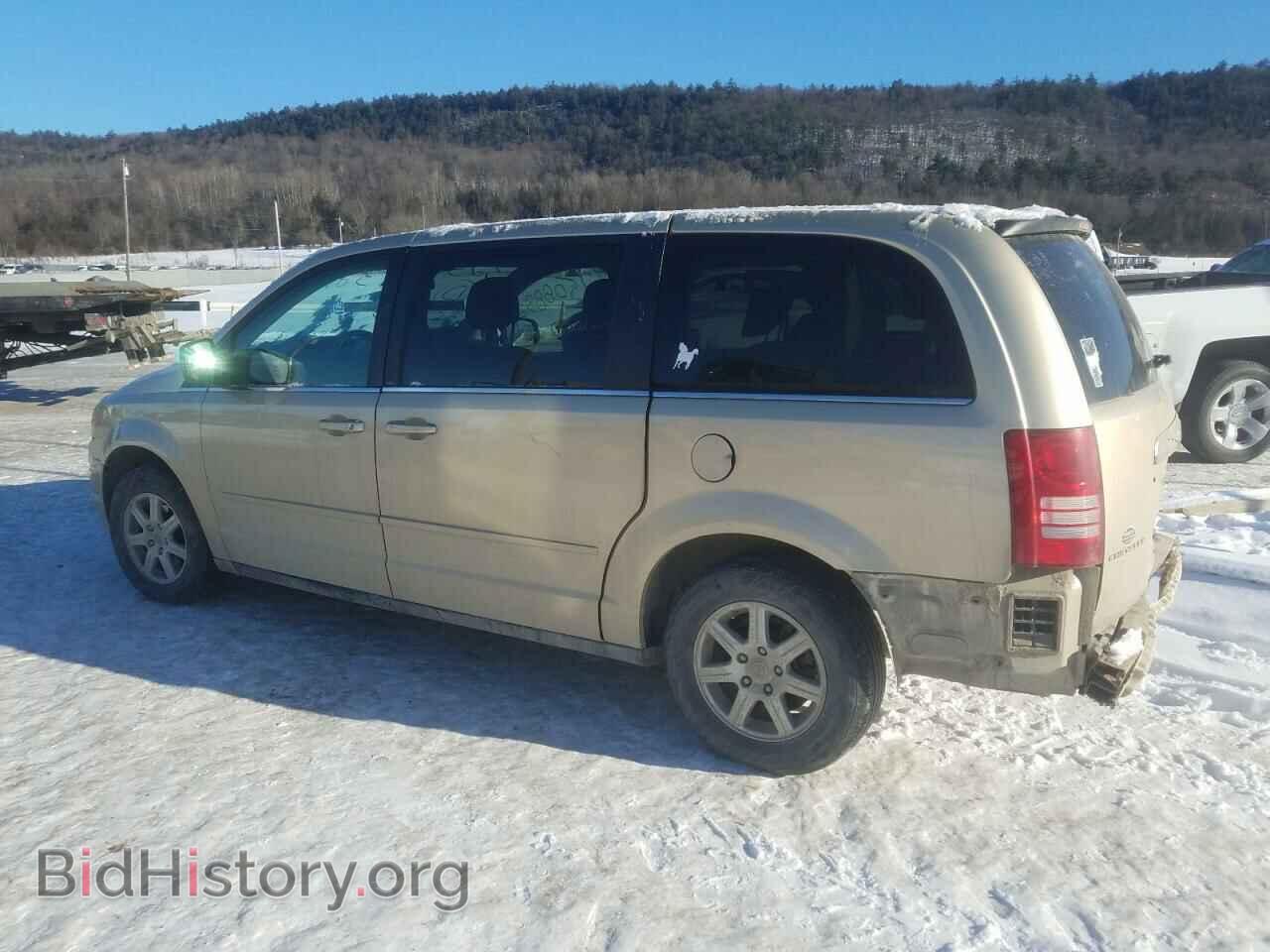 2010 CHRYSLER MINIVAN - VIN: 2A4RR2D11AR427698 - Фото 3