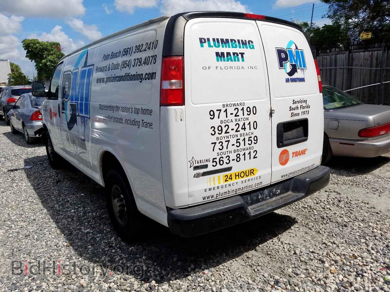 2011 CHEVROLET EXPRESS - VIN: 1GCWGFCA1B1177067 - Фото 3