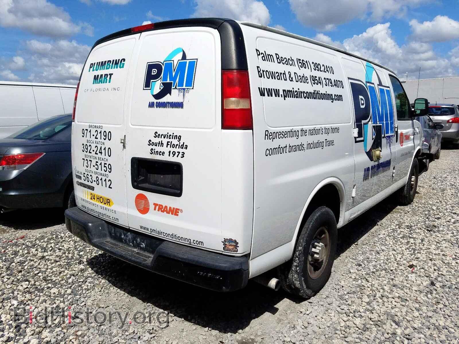 2011 CHEVROLET EXPRESS - VIN: 1GCWGFCA1B1177067 - Фото 4
