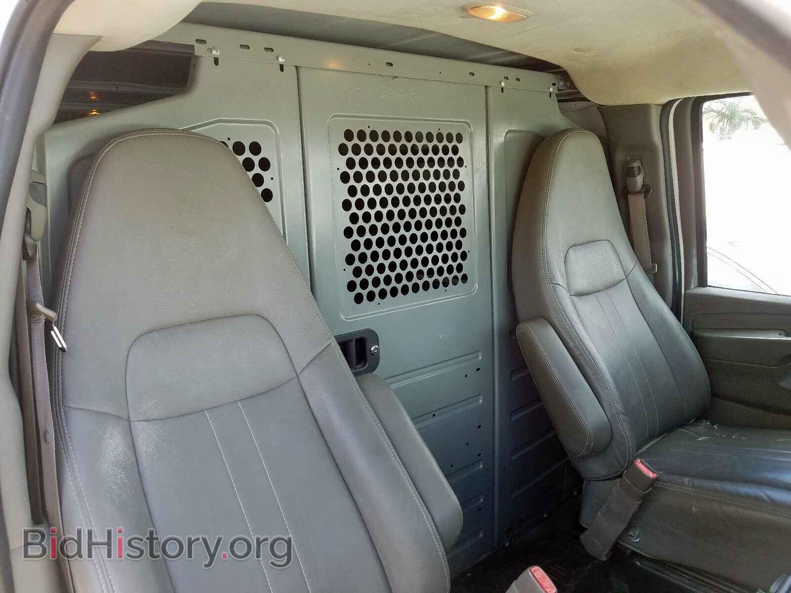 2011 CHEVROLET EXPRESS - VIN: 1GCWGFCA1B1177067 - Фото 6