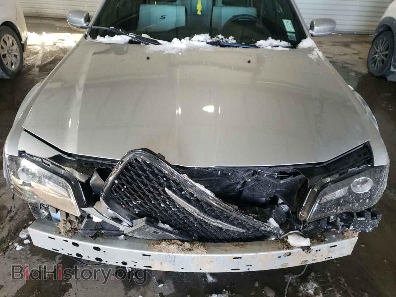 2019 CHRYSLER 300 - VIN: 2C3CCABG1KH674956 - Фото 7