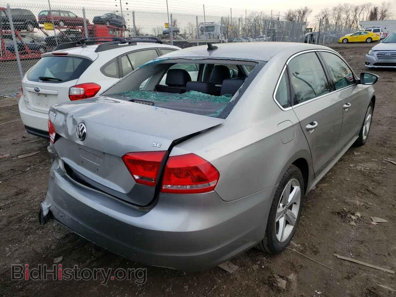 2012 VOLKSWAGEN PASSAT - VIN: 1VWBP7A38CC014752 - Фото 4