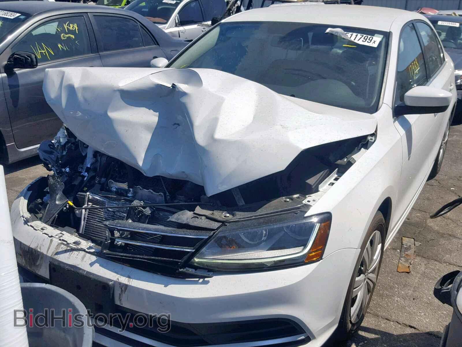 2017 VOLKSWAGEN JETTA - VIN: 3VW2B7AJ2HM319585 - Фото 2