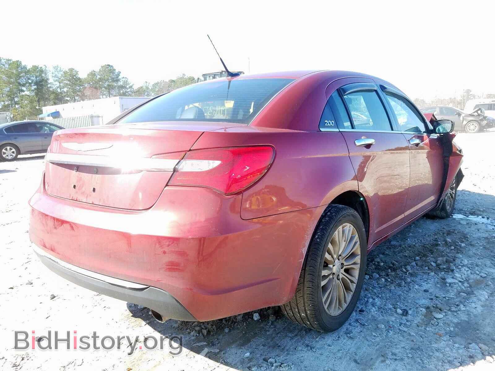 2011 CHRYSLER 200 - VIN: 1C3BC2FGXBN526730 - Фото 4