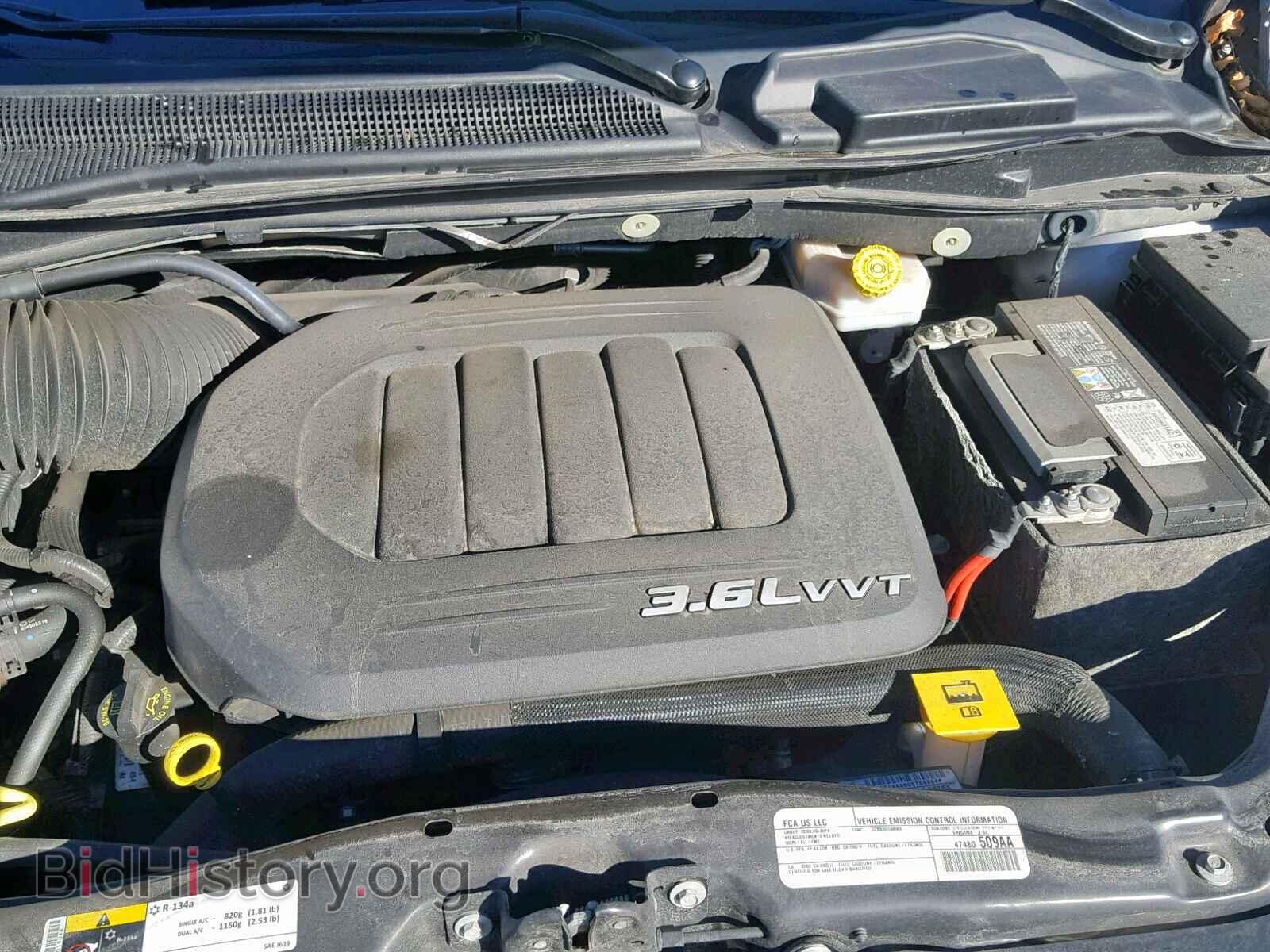 2016 CHRYSLER TOWN & COU - VIN: 2C4RC1CG8GR304951 - Фото 7