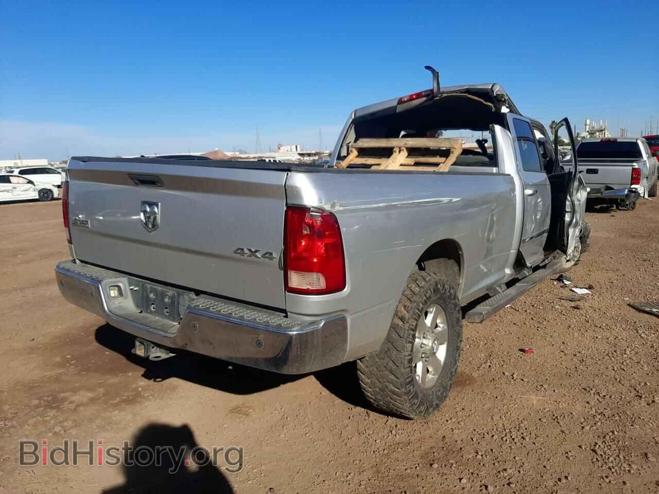 2015 RAM 2500 - VIN: 3C6UR5JJ2FG502404 - Фото 4