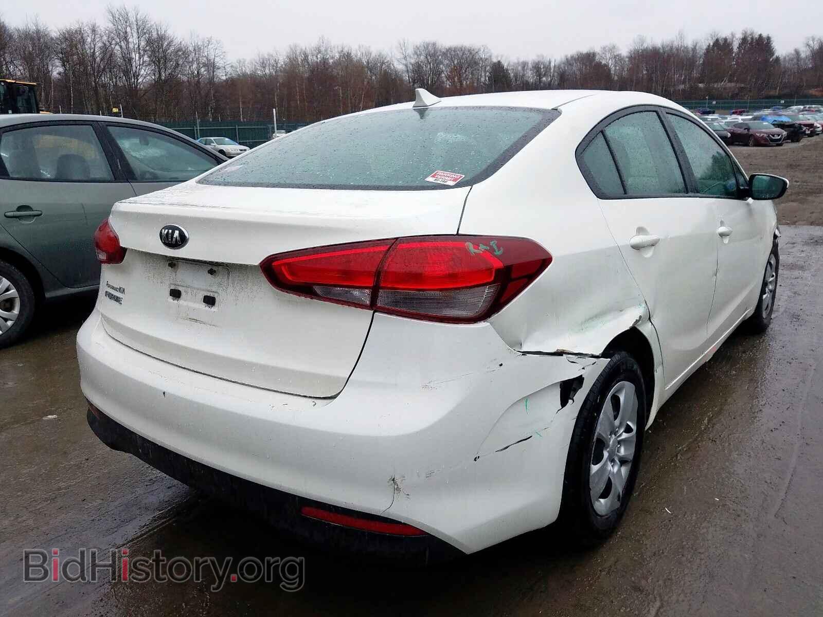 2017 KIA FORTE - VIN: 3KPFK4A72HE109604 - Photo 4