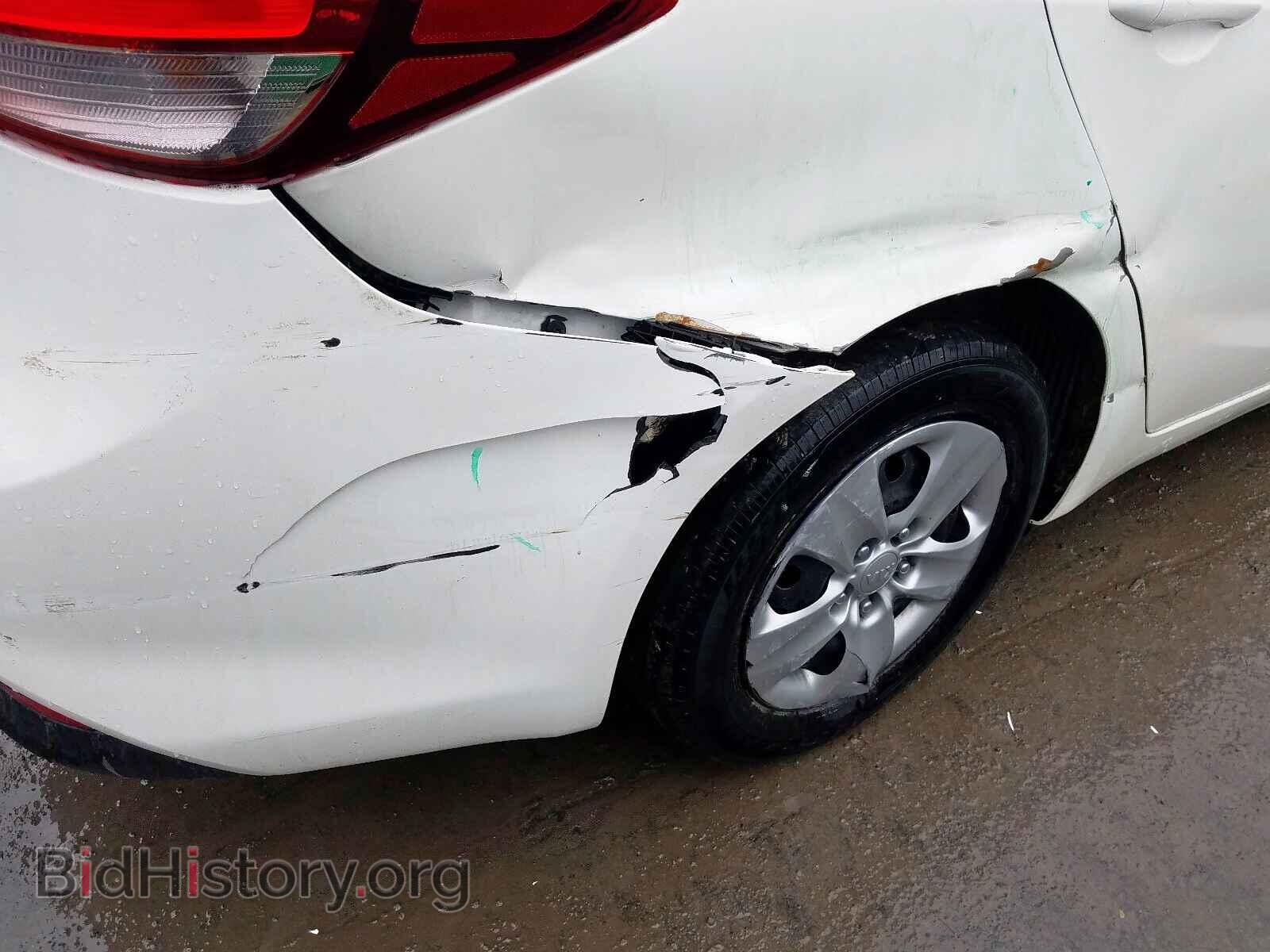 2017 KIA FORTE - VIN: 3KPFK4A72HE109604 - Photo 9