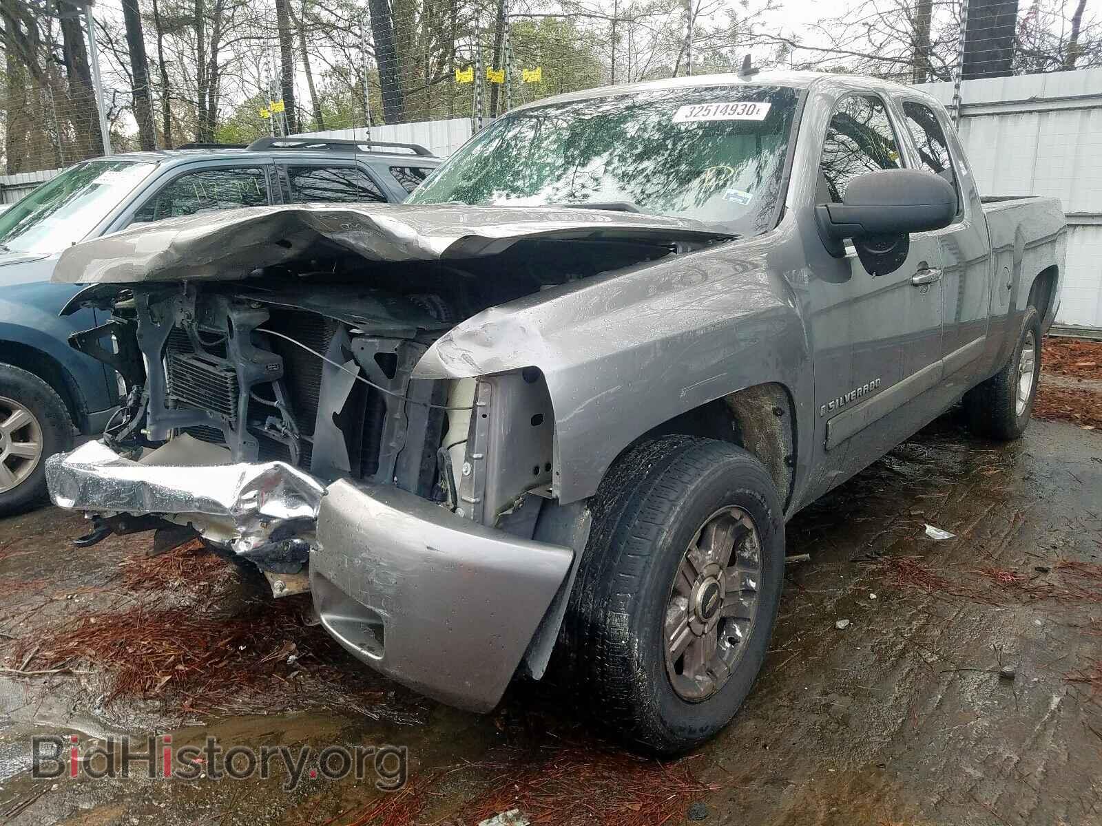 2007 CHEVROLET SILVERADO - VIN: 2GCEK190671671583 - Фото 2
