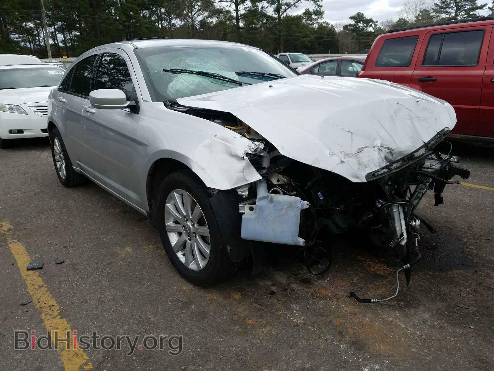 Photo 1C3BC1FB7BN569887 - CHRYSLER 200 2011