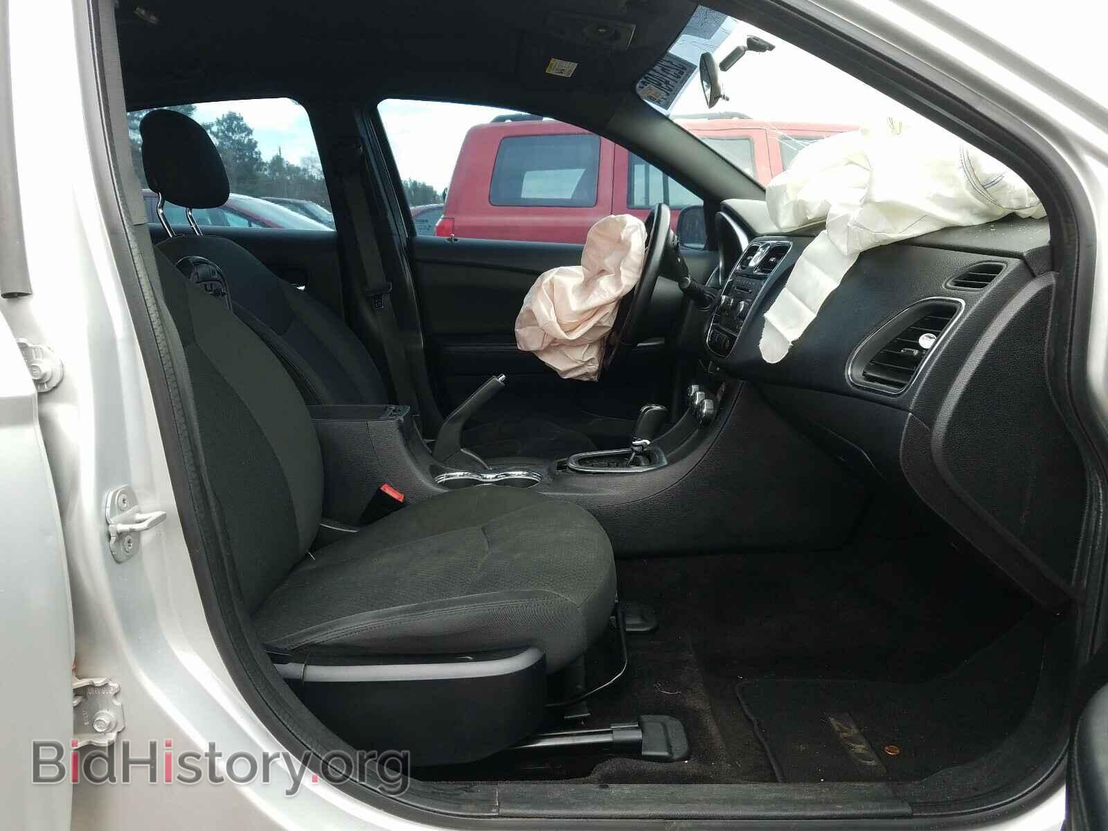 2011 CHRYSLER 200 - VIN: 1C3BC1FB7BN569887 - Фото 5