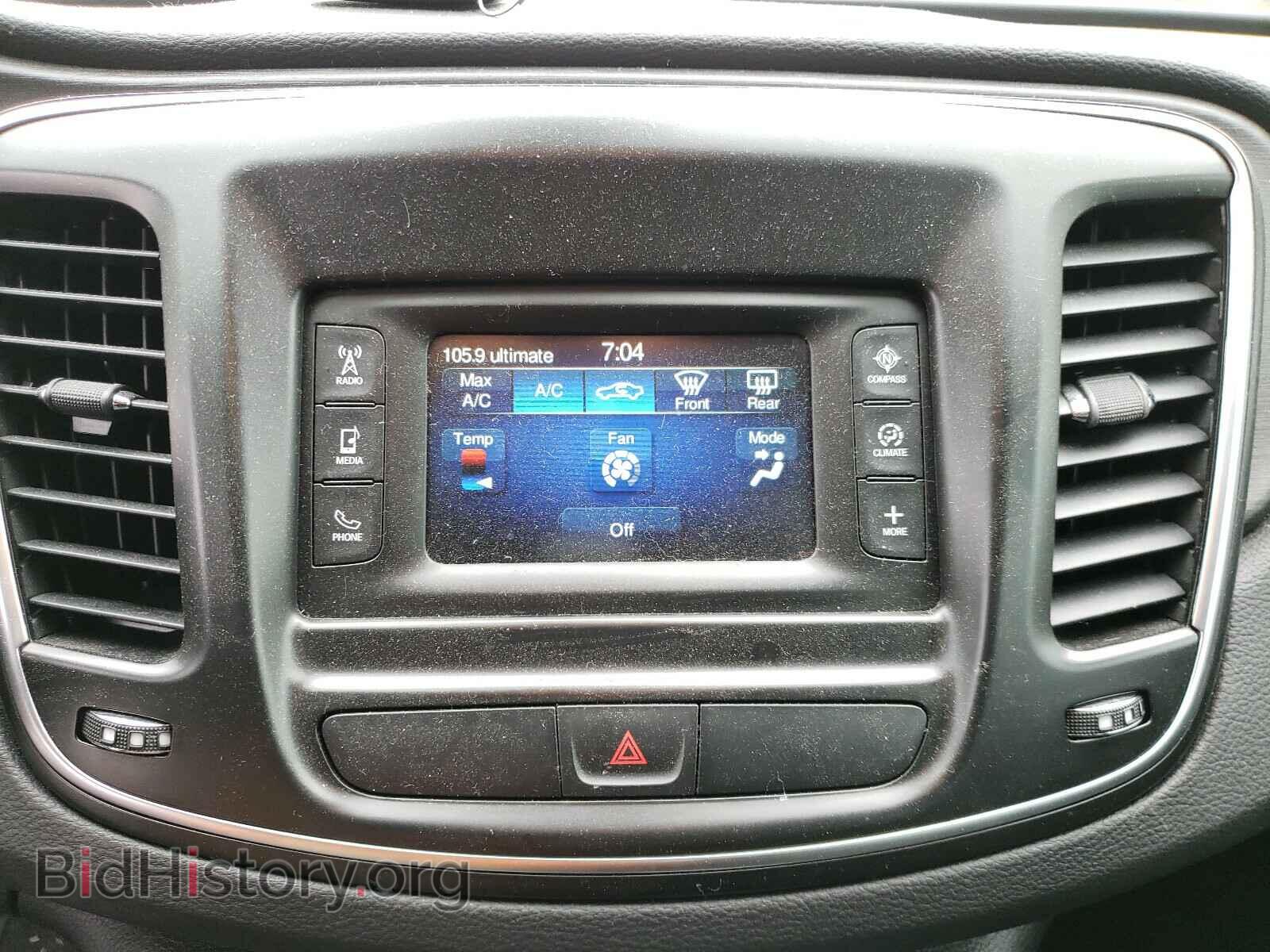 2016 CHRYSLER 200 - VIN: 1C3CCCFB9GN186671 - Фото 9