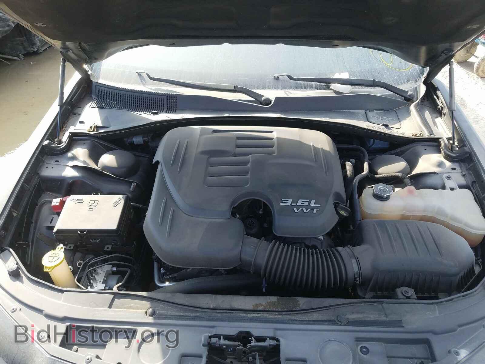 2019 CHRYSLER 300 - VIN: 2C3CCABG5KH639868 - Фото 7