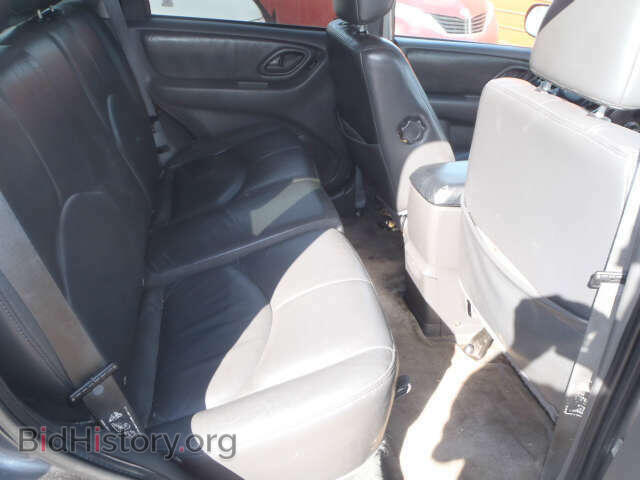 2004 MAZDA TRIBUTE - VIN: 4F2CZ06164KM01923 - Фото 8
