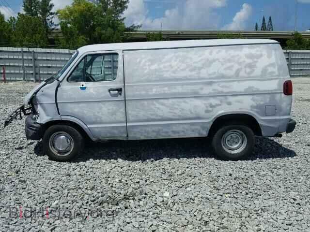 1994 DODGE RAM VAN - VIN: 2B7GB11X7RK181510 - Фото 9
