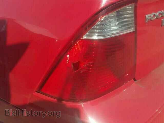 2005 FORD FOCUS - VIN: 1FAFP38Z05W250696 - Фото 9