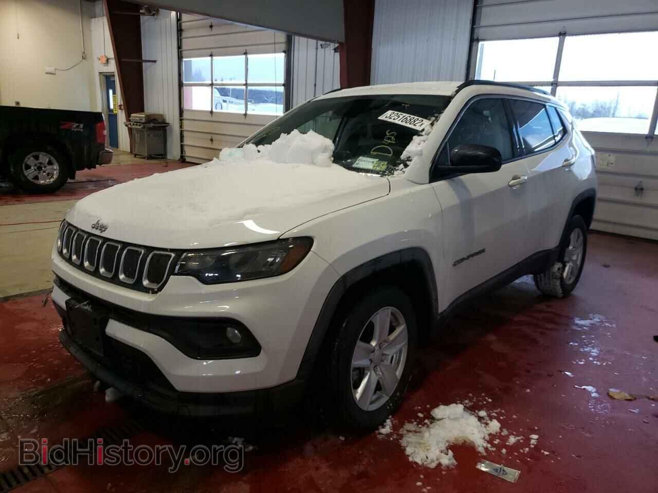 2022 JEEP COMPASS - VIN: 3C4NJDBB5NT114742 - Фото 2
