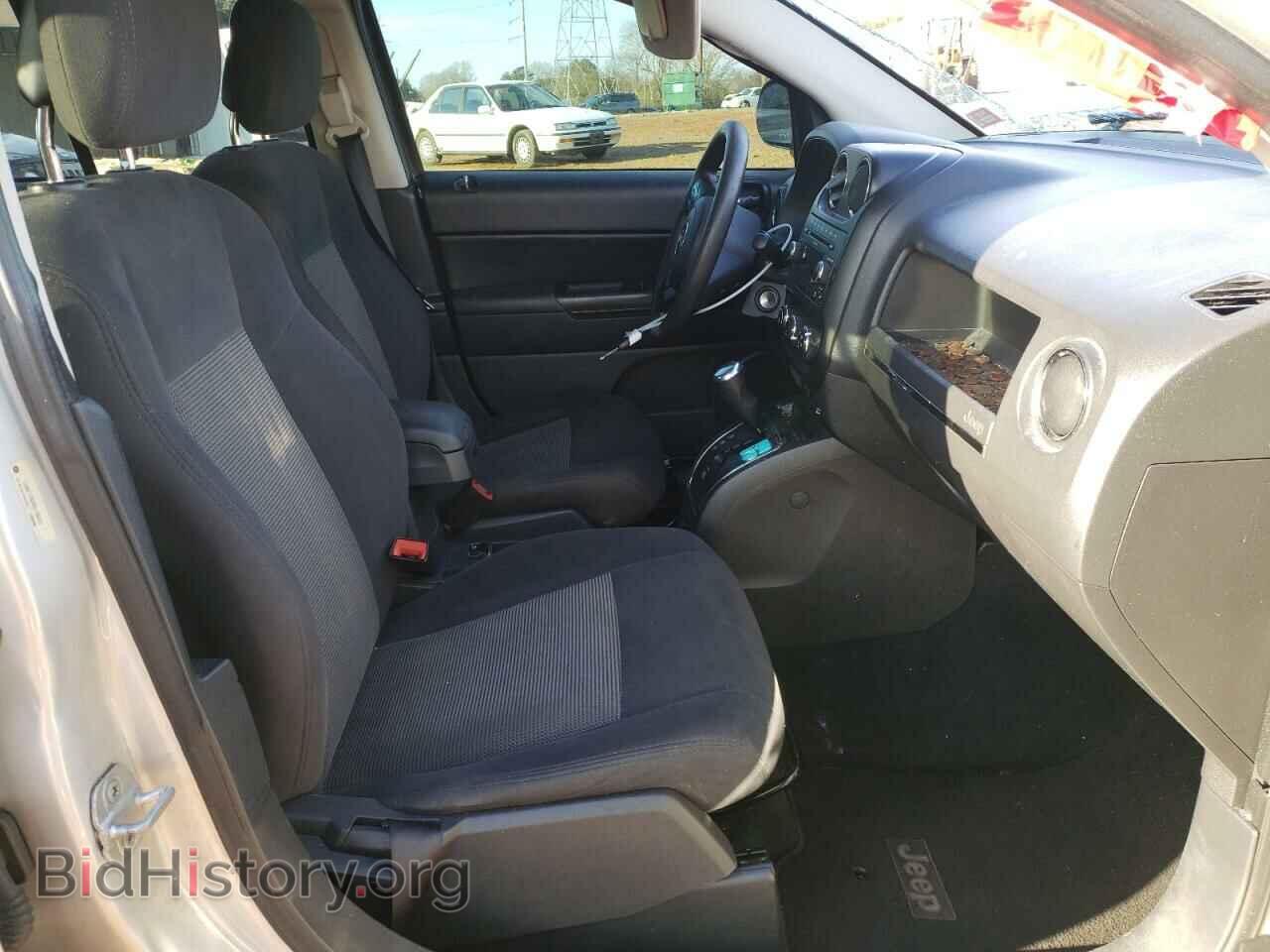 2011 JEEP COMPASS - VIN: 1J4NF1FB9BD188431 - Photo 5