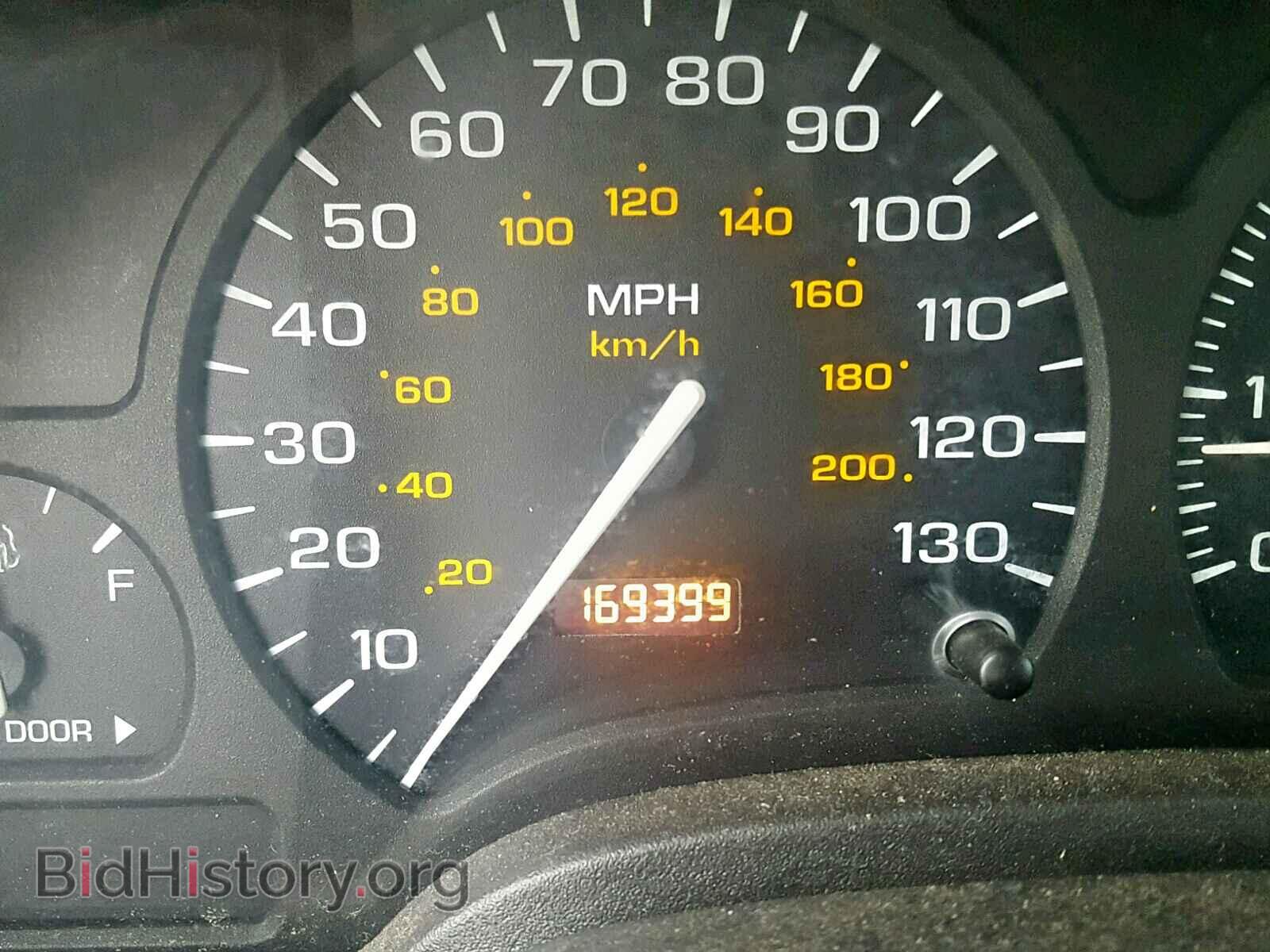 2002 SATURN VUE - VIN: 5GZCZ23D82S817932 - Фото 8