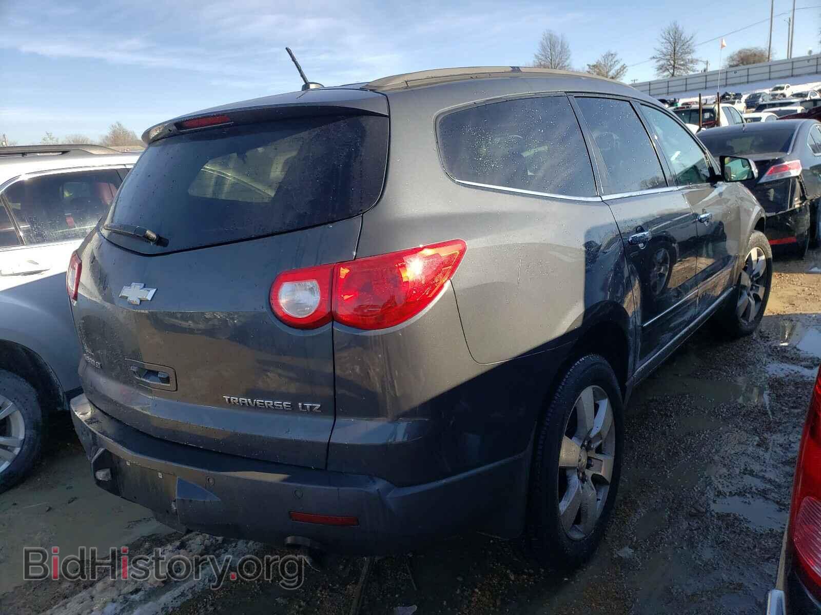 2009 CHEVROLET TRAVERSE - VIN: 1GNER33D69S100396 - Фото 4