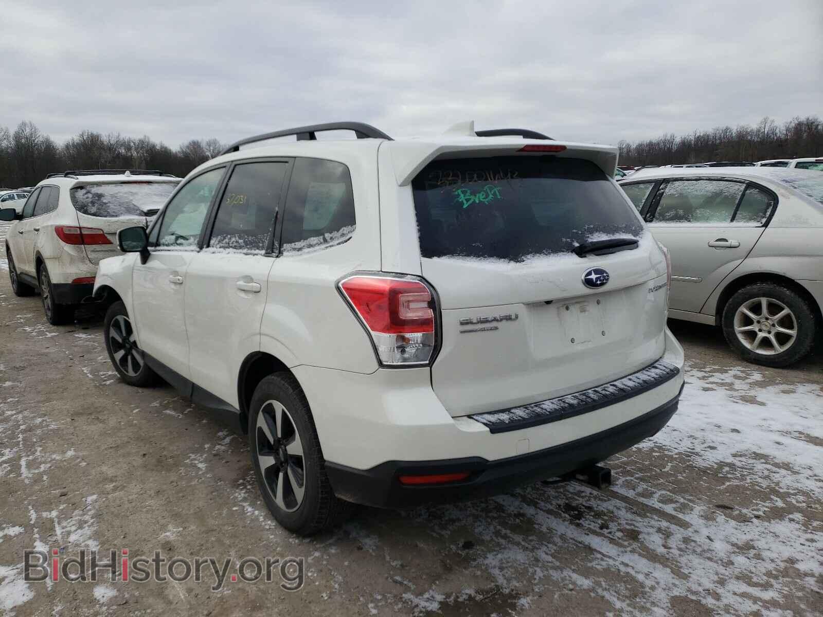 2018 SUBARU FORESTER - VIN: JF2SJAEC3JG578926 - Фото 3