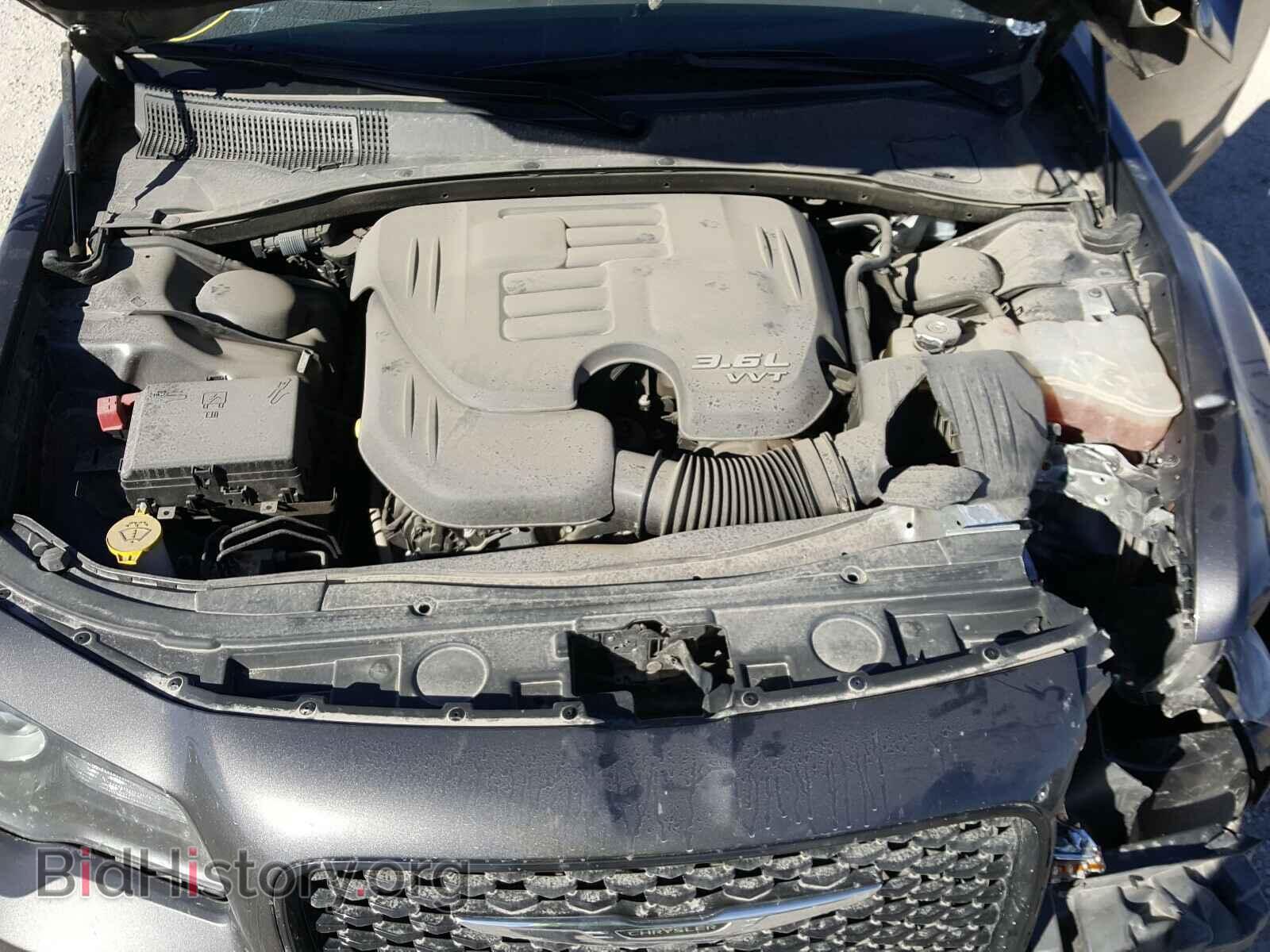 2019 CHRYSLER 300 - VIN: 2C3CCABGXKH516390 - Фото 7