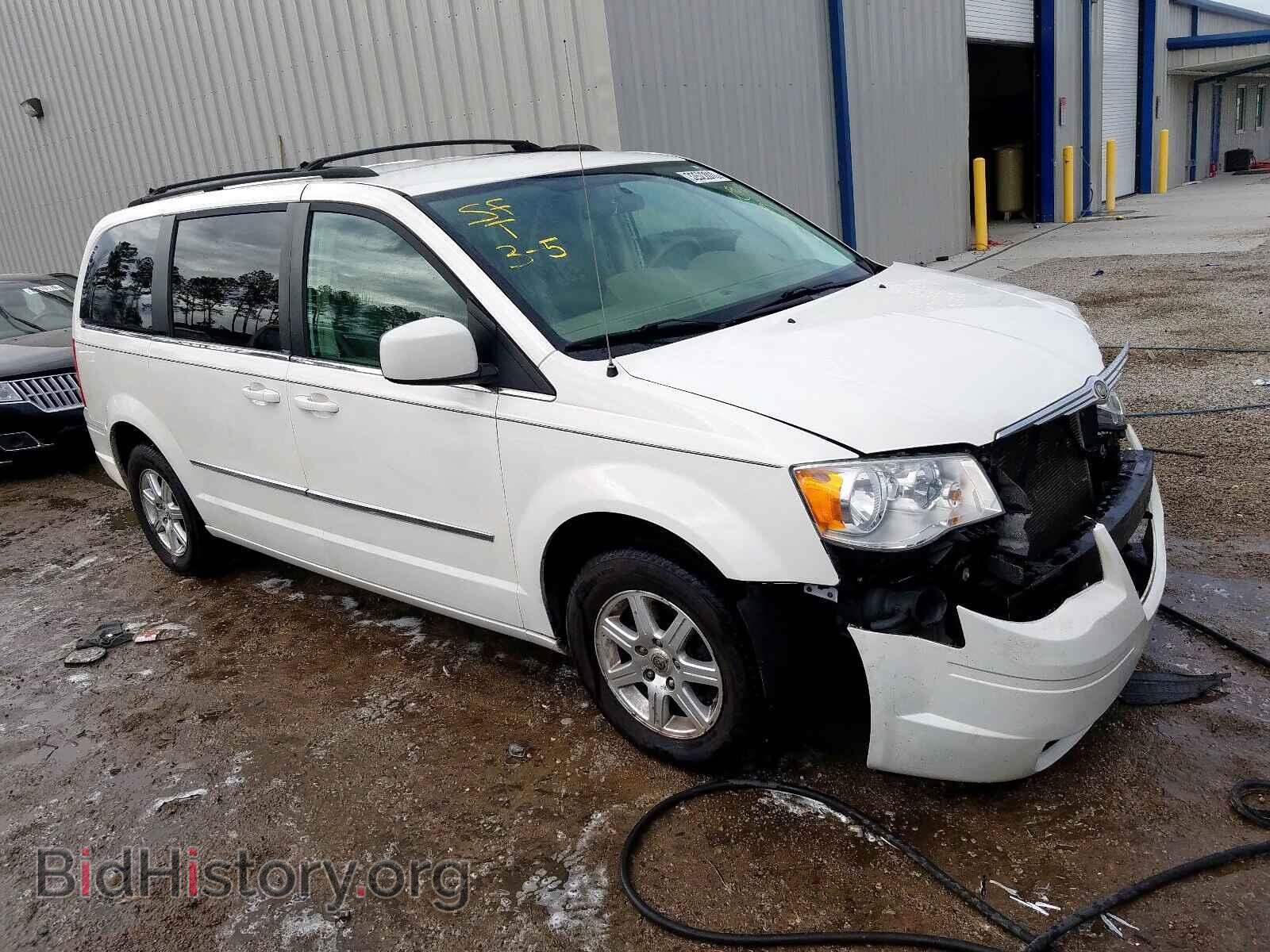 Фотография 2A4RR5D18AR116822 - CHRYSLER TOWN & COU 2010