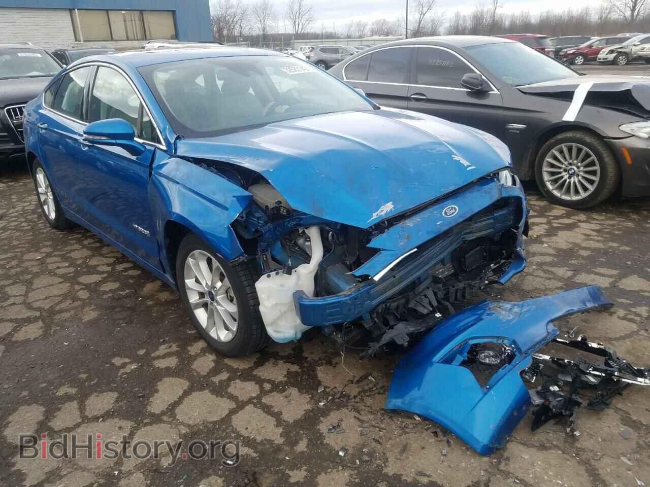 Photo 3FA6P0MU5KR168115 - FORD FUSION 2019