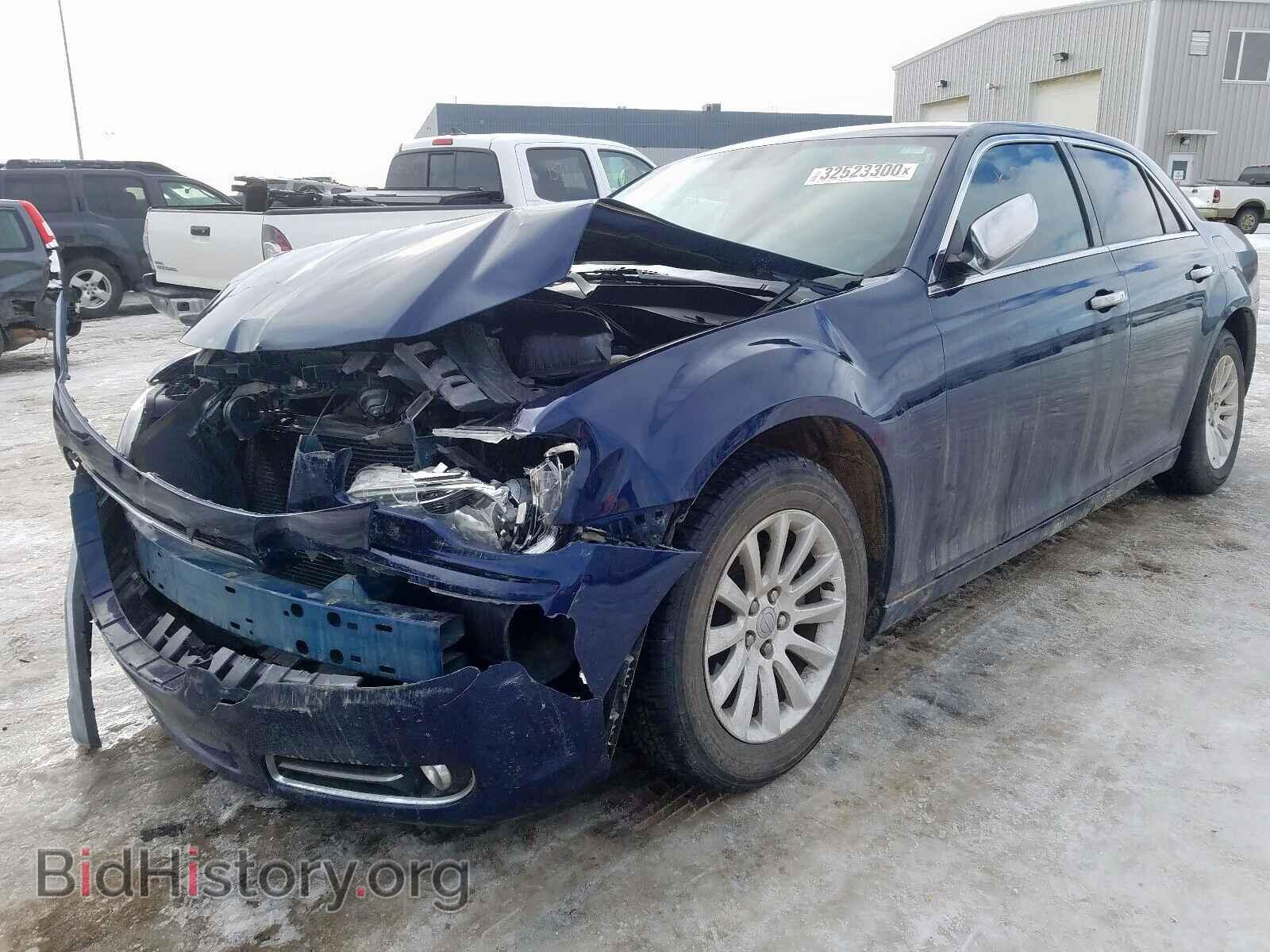 2014 CHRYSLER 300 - VIN: 2C3CCAAG0EH107126 - Фото 2